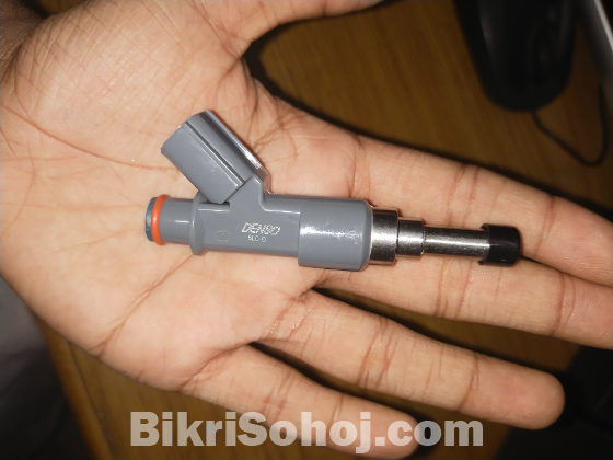 Fuel injector